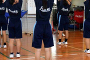 下着の透けに配慮、学校で紺の体操服じわり増加　生徒は「汗も目立ちにくくて良い感じ」