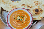 【画像】インド人(ネパール人)のインドカレーとかいうたまに猛烈に食べたくなるカレーについて
