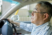 【疑問】何で車間距離を詰めてくる老人や女性が多いの？？？