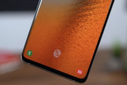 Galaxy S10の画面内指紋認証､保護フィルムを貼ると登録していない指紋でもロック解除できる