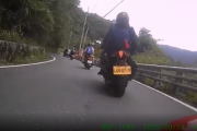 【動画】バイクでツーリング中に地震が発生！（台湾）