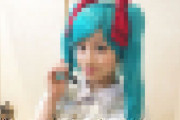 橋本環奈さんが初音ミクのコスプレを披露！！めちゃくちゃ可愛いと話題に！！