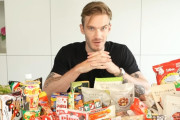 世界一のYouTuber「日本のコンビニの食べ物を採点していく！」