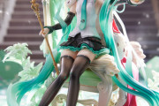 【悲報】初音ミクのフィギュア（35,000円）、デコマスと顔が違い過ぎるとして炎上してしまう