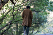独身ぼっちの50代は孤独に耐えられないのか？ 「メンタルがすり減り狂う」