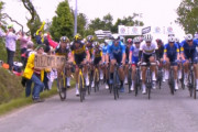 自転車レース『ツールドフランス』の転倒事故おばさん、ついに逮捕された模様ｗｗｗ