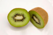 【衝撃画像】正しいキウイの皮の剥き方がこちら、日本人の9割が間違えていた