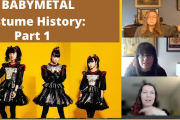 お馴染みシェークスピア教授の「BABYMETALの衣装の変遷」（動画）