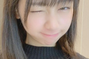 【画像】ウインクが下手なのをチャームポイントにする地味娘