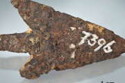 隕石から作られた3000年前の矢じり、スイスのビール湖近くで発見！