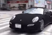 「世界一黒いポルシェ」走る姿はまるで影…触れない濡らせない、繊細な管理が必要！