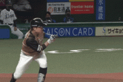 【vs西武】日ハム渡邉、バントがヘルメット直撃ｗｗｗｗｗｗ