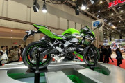 Kawasaki「4気筒の250ccを発売します！」馬鹿「うおおおおおお！！！！！」Kawasaki「値段は90万ですw」