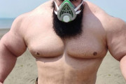 【画像】世界一怪力の男がこちらｗｗｗｗｗｗｗｗｗｗ