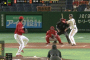 【巨人対広島10回戦】巨人・岡本、二試合連続となる第10号2ランホームラン！続くスモークが二者連続ホームラン！スモークは日米通算200本塁打達成！！！！！