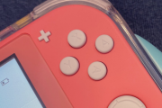 元AKB48の森杏奈さんは購入したSwitch LiteのAボタンが2つあることを報告
