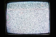 【恐怖注意】深夜にテレ東で突然始まった謎の新番組、意味不明すぎて怖いと話題騒然…　「テレビ局に監禁された誰かからのSOSか」「1人で見たらヤバイ」