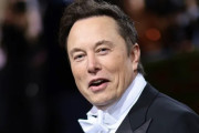 イーロン・マスクの息子「改名する。父親と一切繋がりを持ちたくないから」