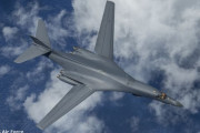 米空軍B-1戦略爆撃機が東シナ海を飛行…北京へのメッセージ！