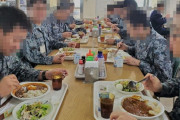 隊員食堂で朝食を規定数を超えの3人分を食べた3等空曹を停職戒処分に…空自三沢基地！