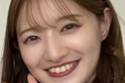 31歳、オトナのしっとり背中「肌が綺麗すぎ」とネット沸く！元乃木坂46雀士・中田花奈「ヤンマガ」表紙
