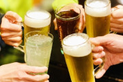 【驚愕】くわばたりえ「飲み会で飲めない奴はウーロン茶頼んで割り勘の単価上げるな。水でも飲んでろ。」→炎上