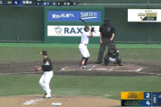 【侍ジャパン対ソフトバンク】侍ジャパン、2回裏2アウト一二塁から佐藤輝明の2打席連続タイムリーとなる2点タイムリーツーベースでリードを4点に広げる！！！！！！！！！！！