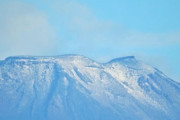 富士山が初冠雪か！？山頂付近では雪が降った模様
