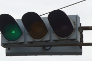 ワイ信号機マニアなんだが、電車マニアよりはマシだよな？