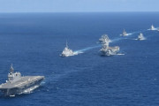 海自の巨艦「いずも」が先頭！圧巻すぎる「多国籍(日豪伊独仏)の大艦隊」画像が公開… イタリア空母も参加