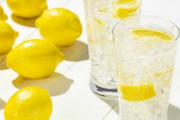 ビールに代わる食事のお供として『レモンサワー』が活発！売り上げが伸びる