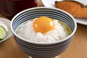 パン「そのまま食えます。数分焼いたらもっと美味いです」　米「約1時間くらい炊かないと食えません」
