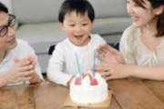 Ａ「Ａ子ちゃんのお誕生日会やります」周囲「コロナが落ち着いたらにしましょう？」断ったんだけど、2度目に届いた招待状には…