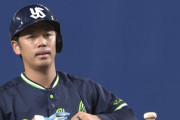 首位ヤクルトが中日大野の悪送球→主砲小川のタイムリーで3点先制！！