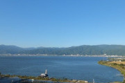 諏訪湖みたいに湖畔に市街が広がってる街に住みたい