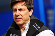 メルセデスのトト・ウォルフ「おそらく今年はタイトル争いできない」「レースはテスト」