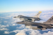 米軍戦闘機、韓国・平沢に墜落…人命被害なし  [5/6]