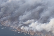 【大火事】岩手県大船渡市で発生した山林火災、広がりすぎて消火できず住宅少なくとも84棟が被害に・・・