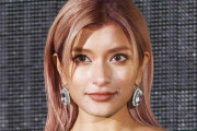ローラ（30）が所属事務所を退所 |  西城秀樹禁止  |  向こうでどうやってくってんの?  |  一時期とても売れてたけどなんで急に干されたの？