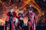 KAT-TUN異例の解散後ライブ、デビュー曲で元メンバーが音声“出演”　「青春だった」涙のあいさつでファンに感謝