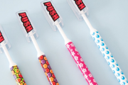 三共PUSHボタンキャップ付歯ブラシが登場！