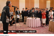 【ダブスタ】琉球新報「玉城デニー知事が都内で『政治資金パーティー』開催(ﾊﾟｼｬ📸」→政治資金パーティーに反対（していた含む）の共産立憲社民中革のお歴々が出席