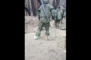 【速報】ロシア、「松葉づえ大隊」を編成　足を引きずりながらウクライナ陣地へ突撃