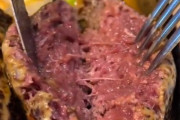 【画像】最近流行ってるハンバーグ、ヤバい…