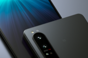 Xperia「カメラ凄いです携帯性良いですバッテリー長持ちです」