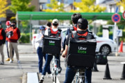 なんでUber Eatsのチャリやバイクって全然交通ルール守んないの？
