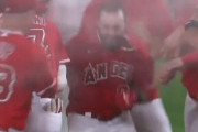 海外「素晴らしい勝利！」エンゼルスが今季初めてまともなサヨナラ勝ちを収めてエ軍ファン大喜び！