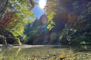 【あきる野市】深沢渓 自然人村【動画】川が流れる林間サイト♪