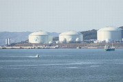 LNG備蓄能力に限界、国内2週間分で輸入増やせず…厳冬なら在庫払底も！