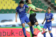 韓国サッカー、「首筋鷲掴み」乱闘騒動　軽率行為に現地紙が苦言「努力が一瞬で崩壊」